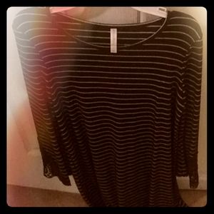 This size L 10/12 black dress